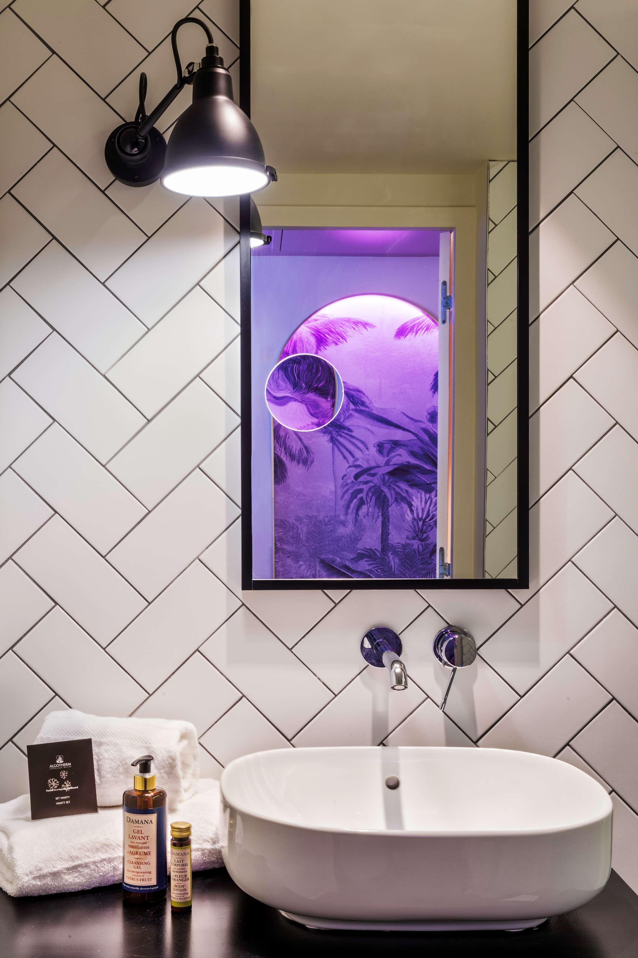 Aiden By Western Centre Lorient