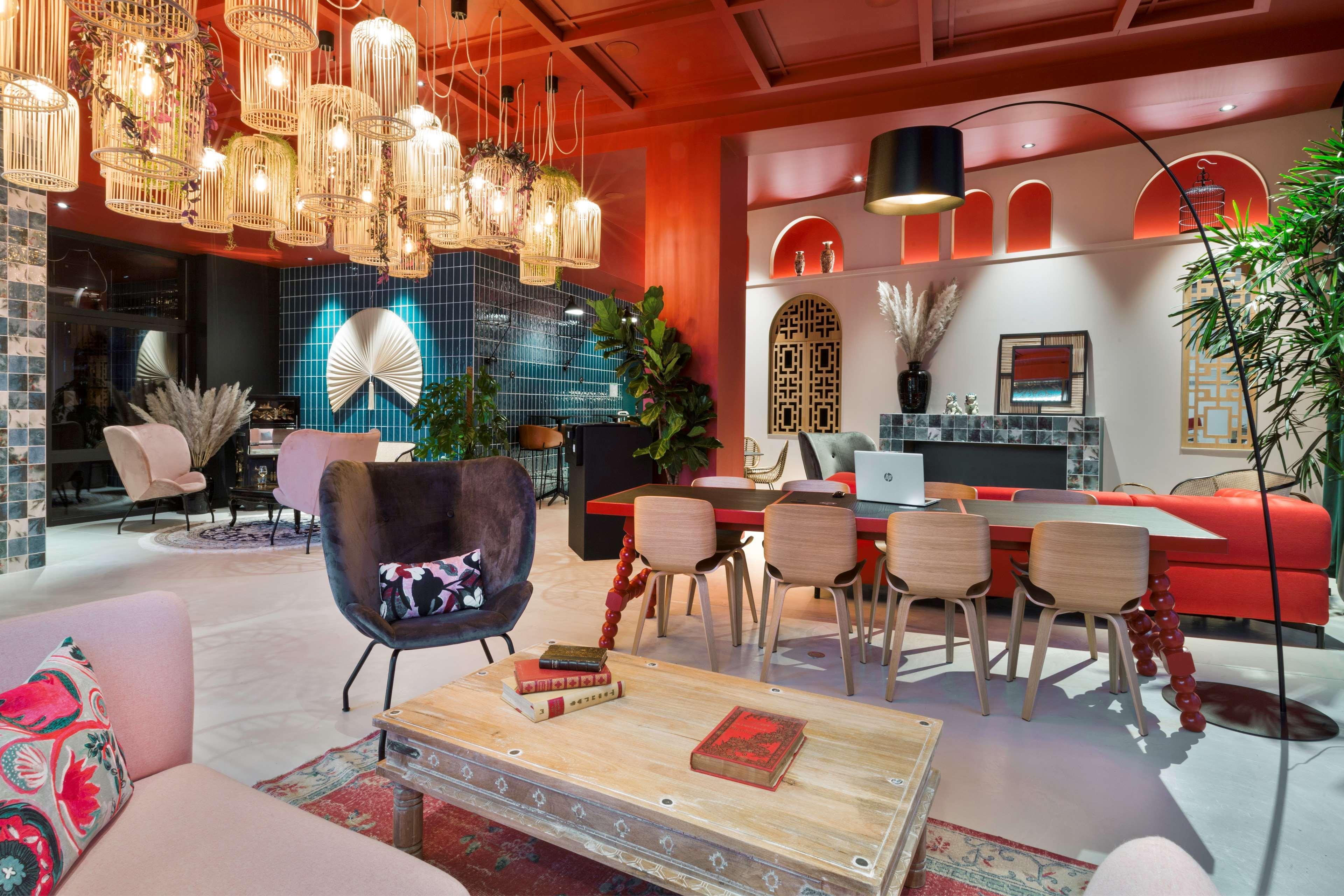 Aiden By Western Centre Hotel 4*